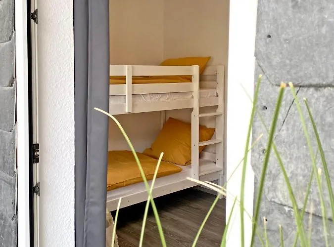 Anlegestelle - Zentral In *